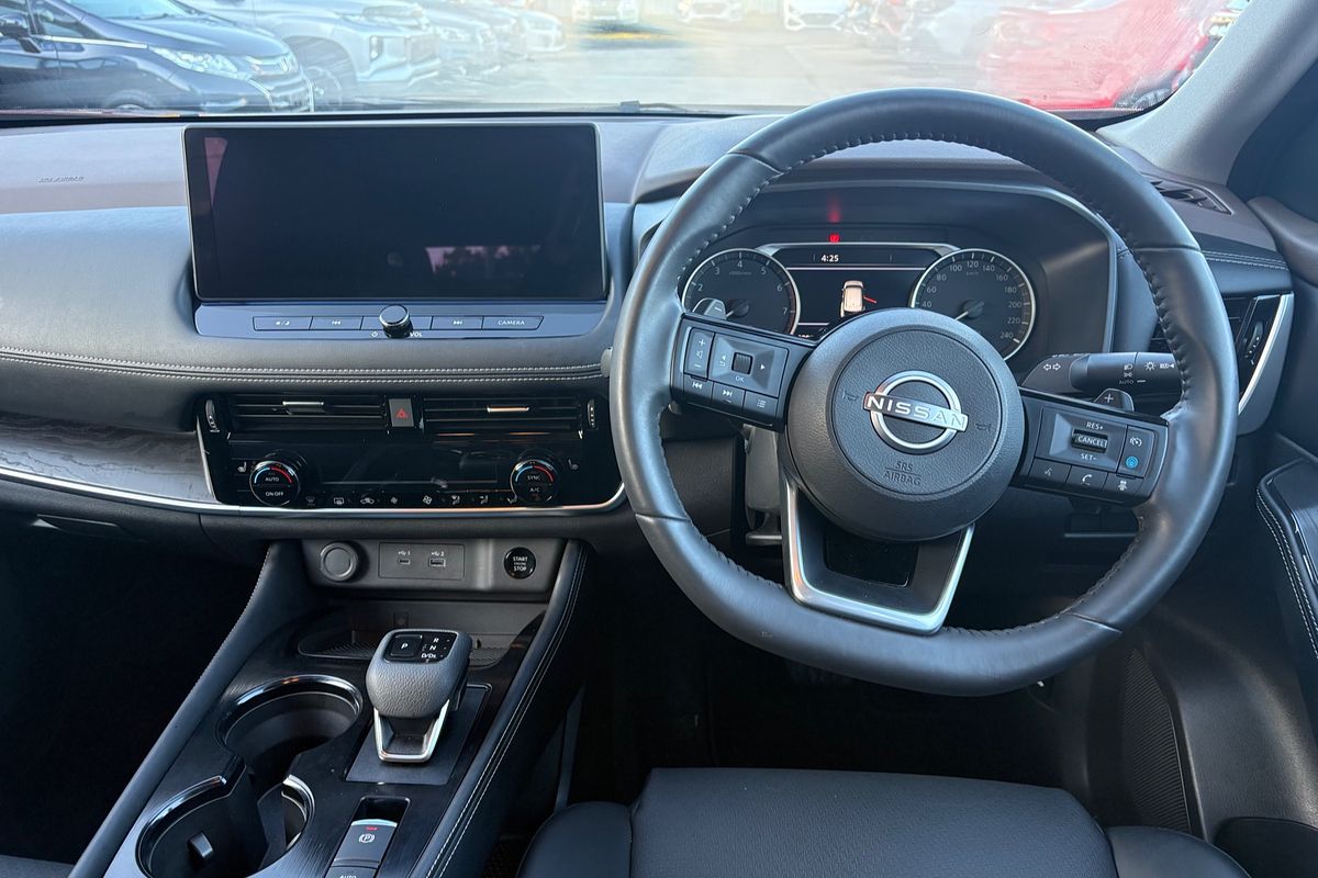 2024 Nissan X-TRAIL ST-L T33