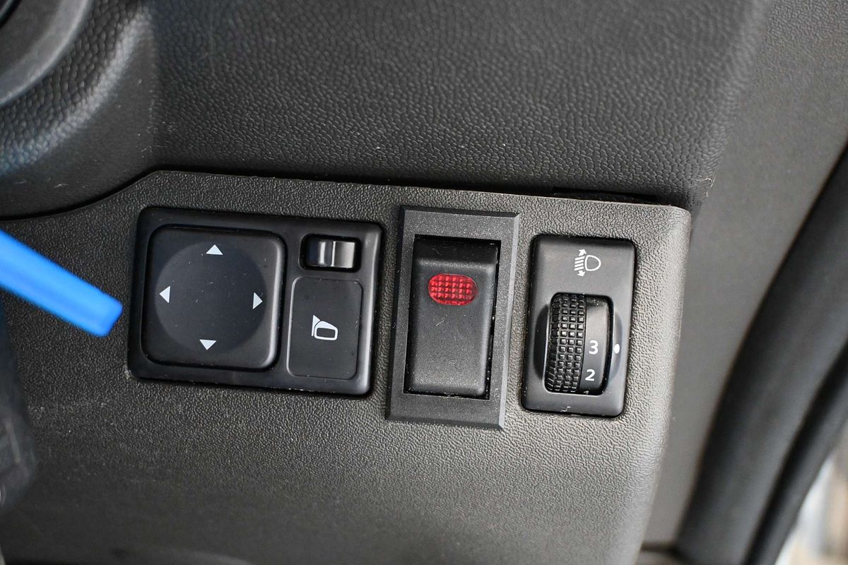 2013 Nissan Navara ST D40 Series 6 4X4