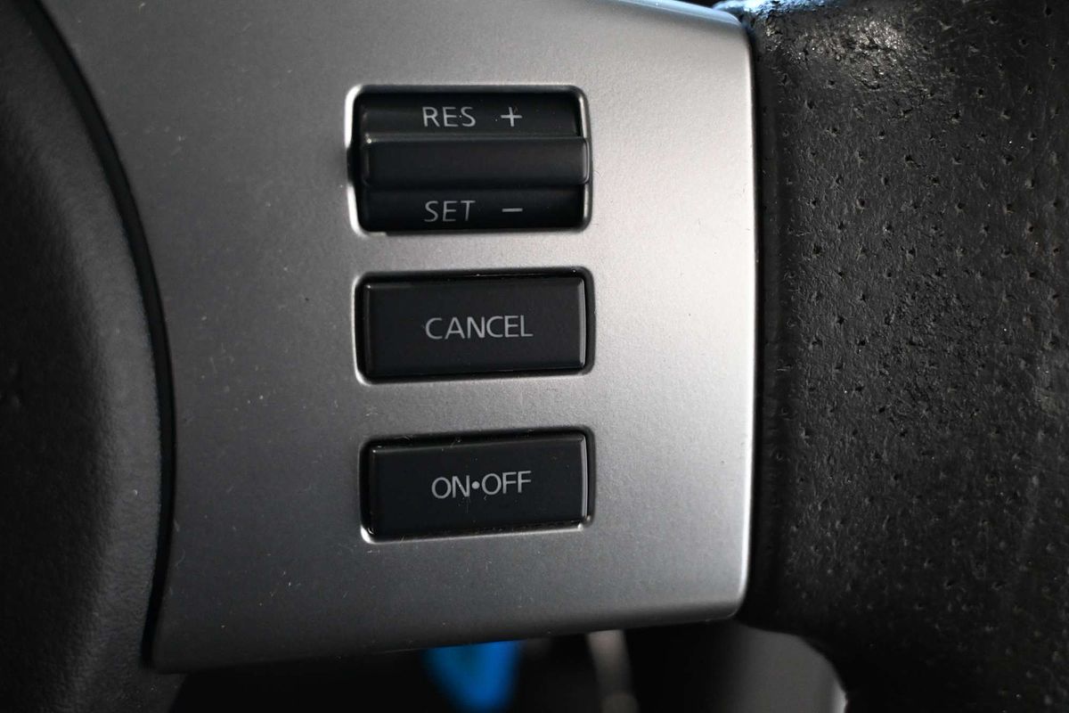 2013 Nissan Navara ST D40 Series 6 4X4