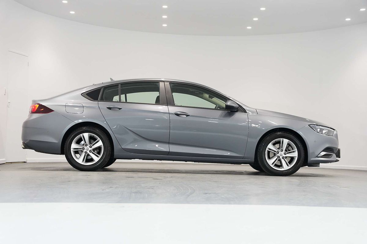 2020 Holden Commodore LT ZB