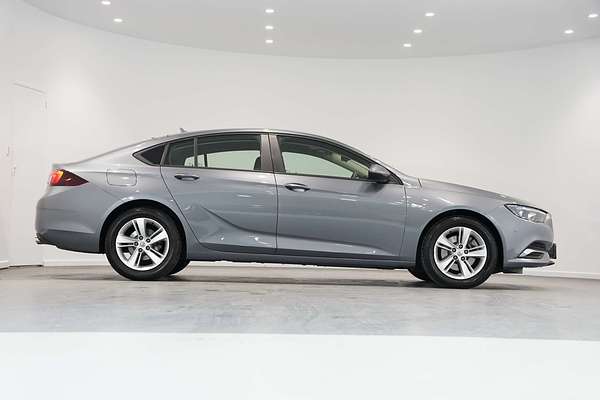 2020 Holden Commodore LT ZB