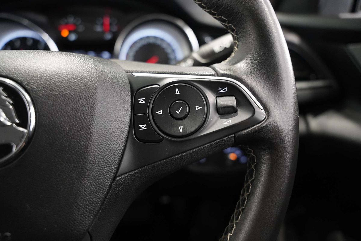2020 Holden Commodore LT ZB