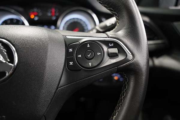2020 Holden Commodore LT ZB