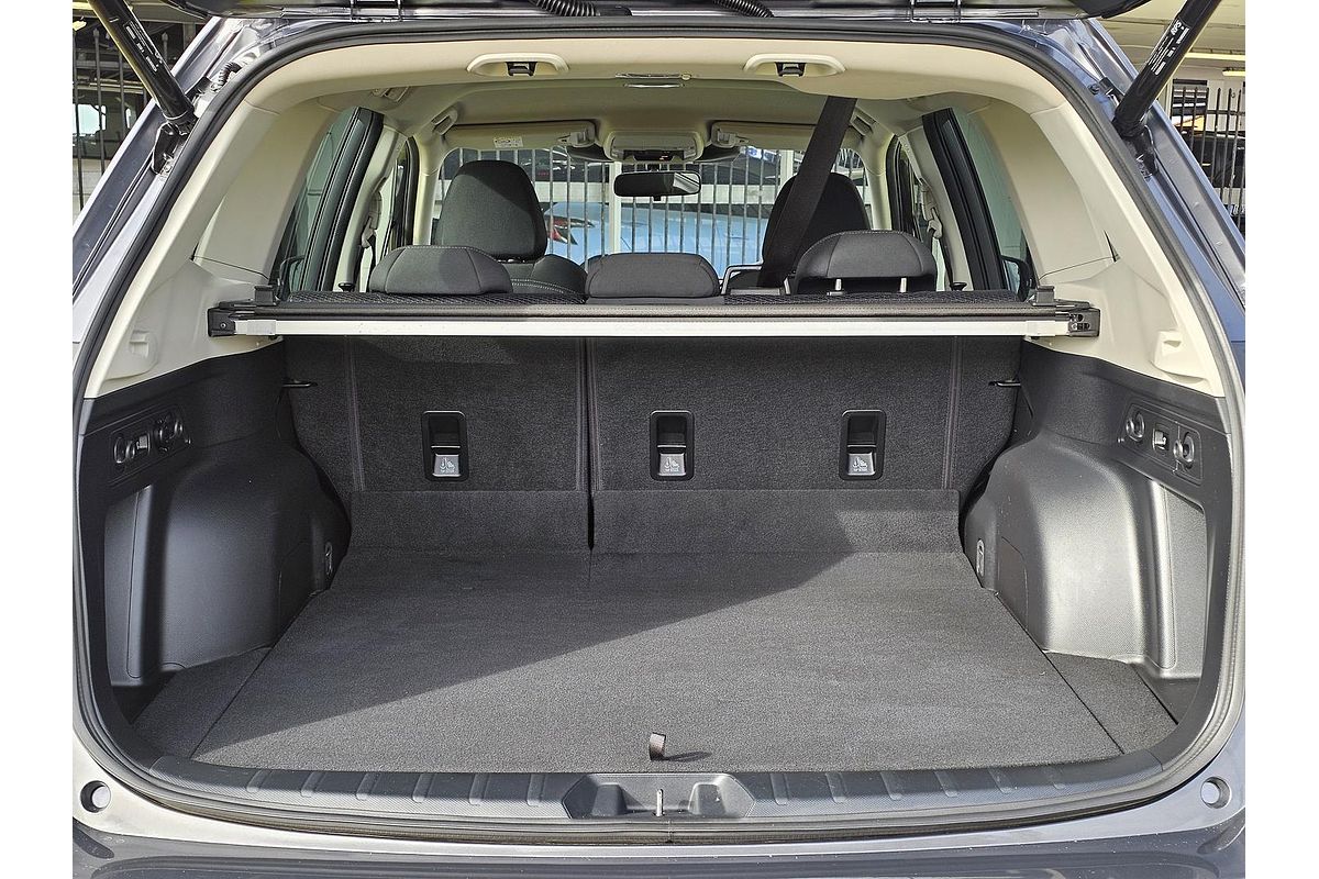 2022 Subaru Forester 2.5i Premium S5