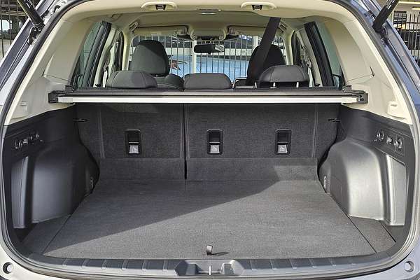 2022 Subaru Forester 2.5i Premium S5