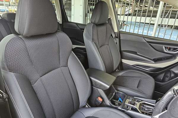 2022 Subaru Forester 2.5i Premium S5