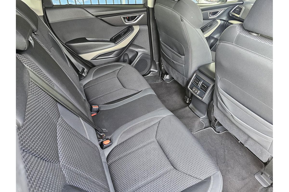 2022 Subaru Forester 2.5i Premium S5