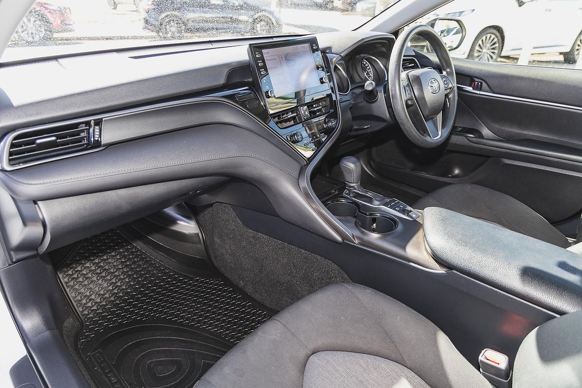 2021 Toyota Camry Ascent AXVH70R