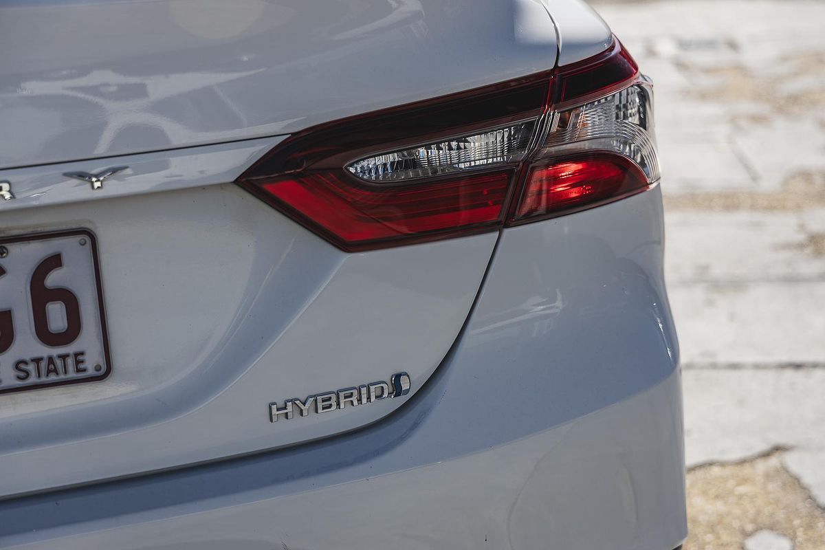 2021 Toyota Camry Ascent AXVH70R