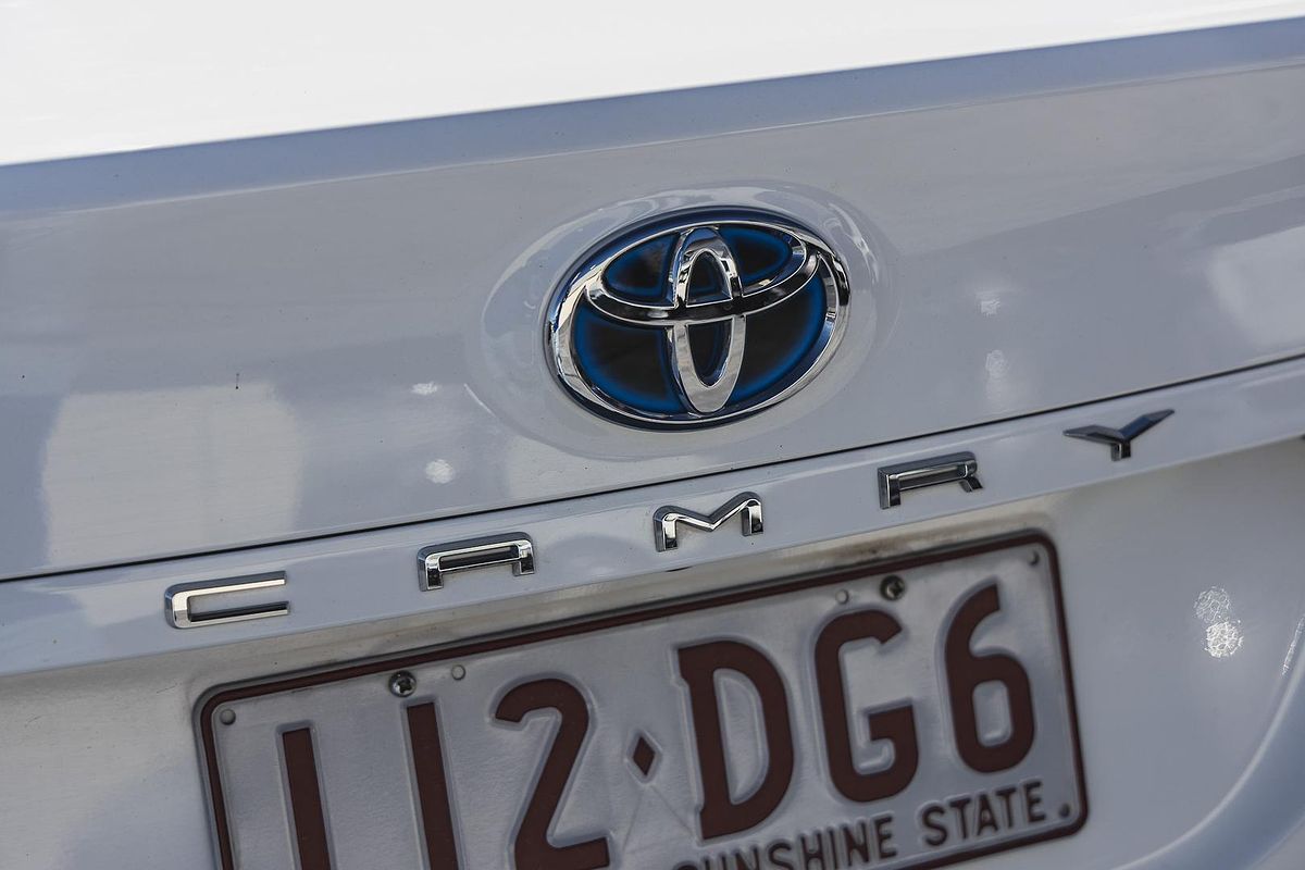 2021 Toyota Camry Ascent AXVH70R