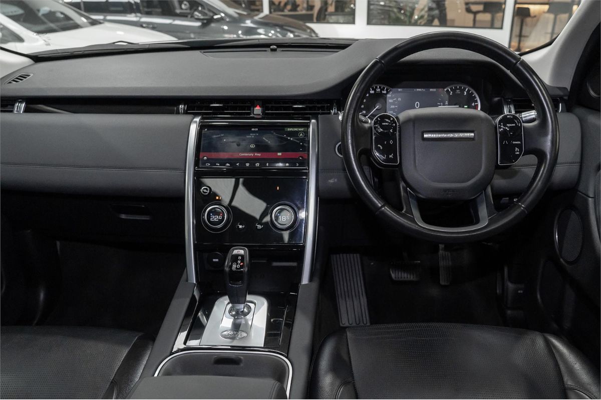 2019 Land Rover Discovery Sport D150 S L550