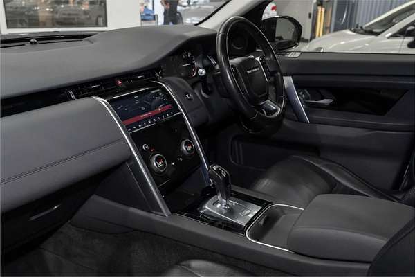 2019 Land Rover Discovery Sport D150 S L550