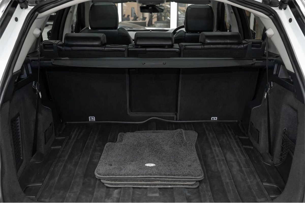 2019 Land Rover Discovery Sport D150 S L550