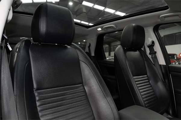 2019 Land Rover Discovery Sport D150 S L550