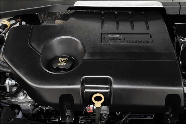 2019 Land Rover Discovery Sport D150 S L550