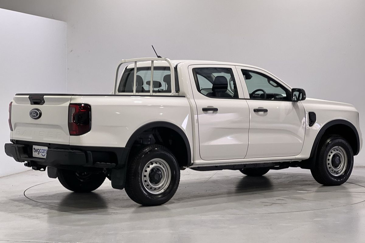 2024 Ford Ranger XL 4X4 2.0L