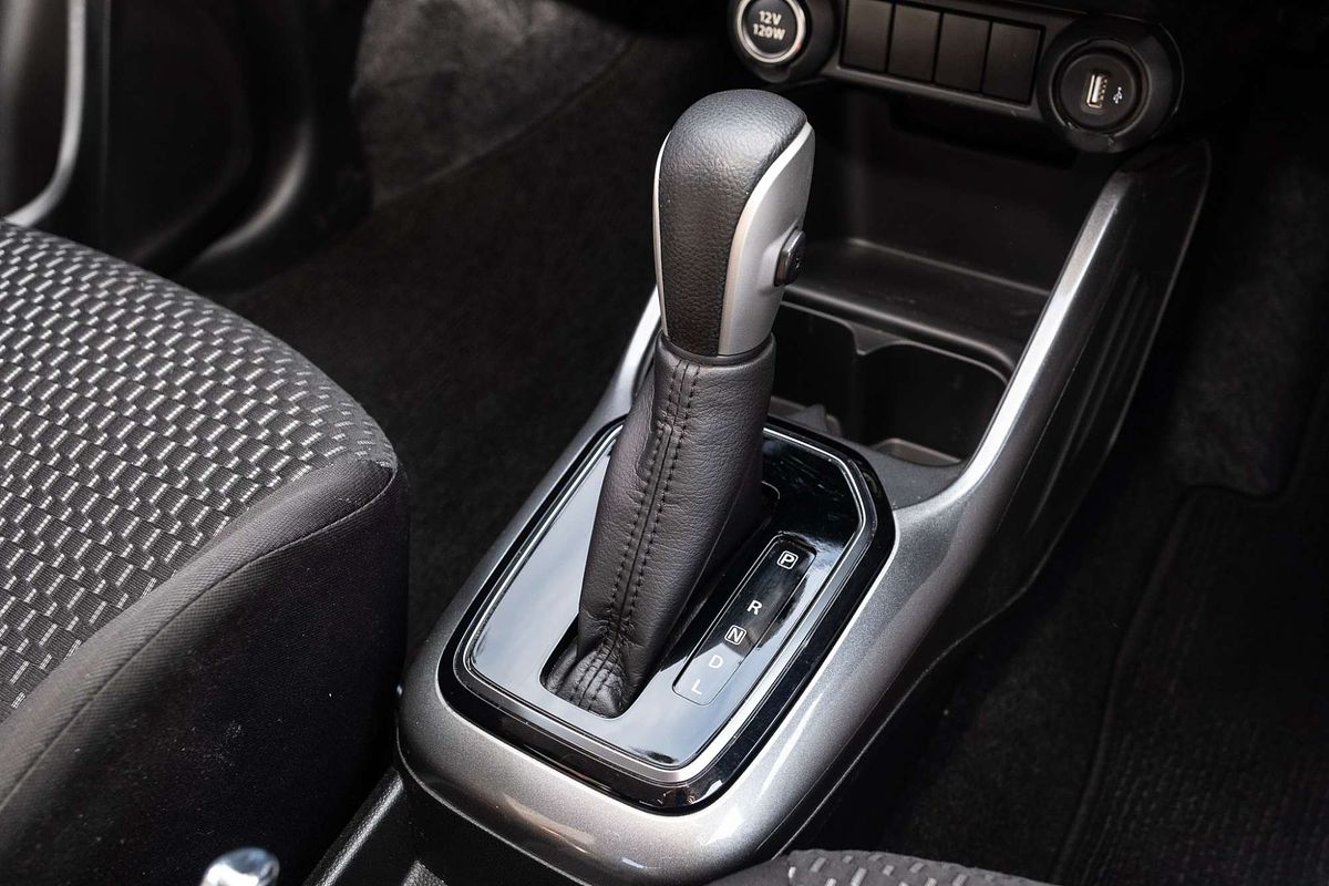 2023 Suzuki Ignis Shadow MF Series II