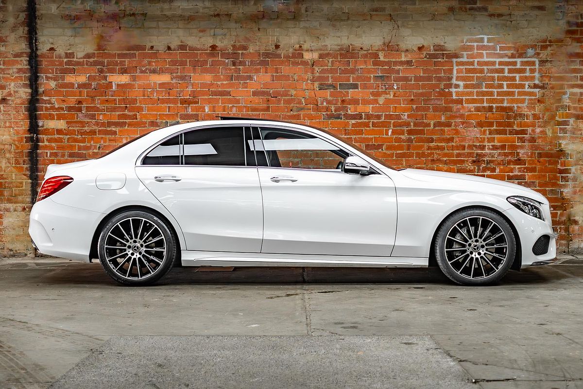2018 Mercedes-Benz C-Class C300 W205