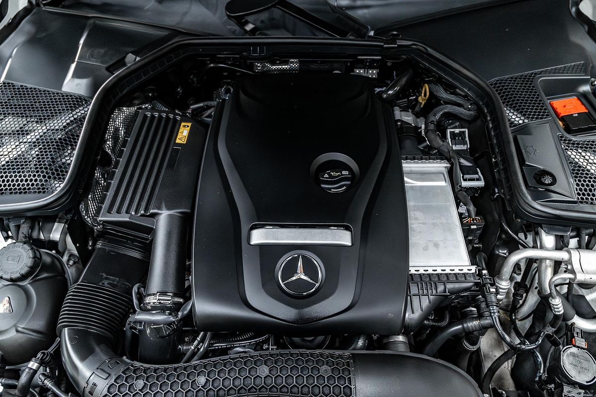 2018 Mercedes-Benz C-Class C300 W205