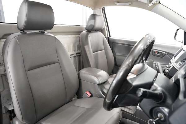 2014 Toyota Hilux Workmate TGN16R Rear Wheel Drive