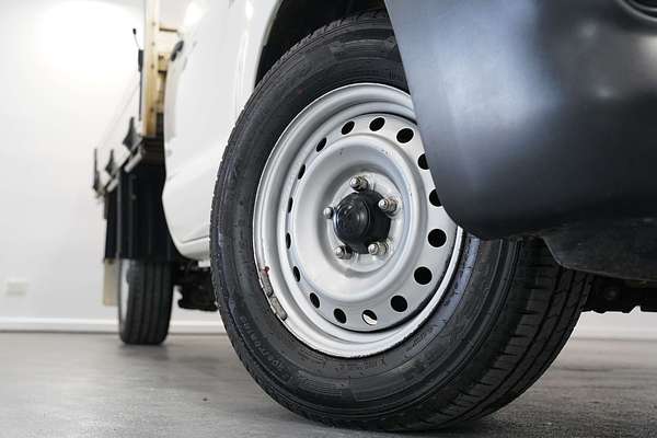 2014 Toyota Hilux Workmate TGN16R Rear Wheel Drive