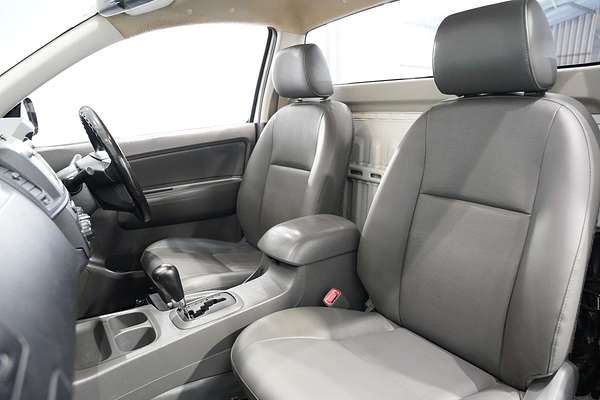 2014 Toyota Hilux Workmate TGN16R Rear Wheel Drive
