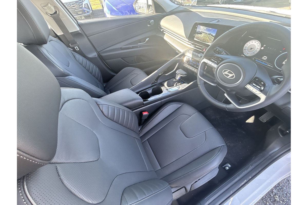 2025 Hyundai i30 Elite CN7.V2