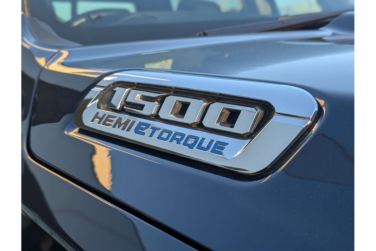 2023 RAM 1500 Laramie Sport RamBox DT 4X4 SWB