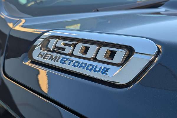2023 RAM 1500 Laramie Sport RamBox DT 4X4 SWB