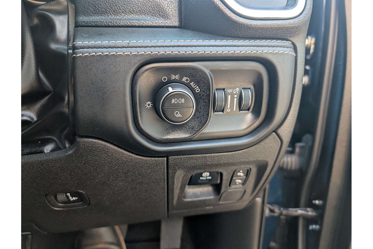 2023 RAM 1500 Laramie Sport RamBox DT 4X4 SWB