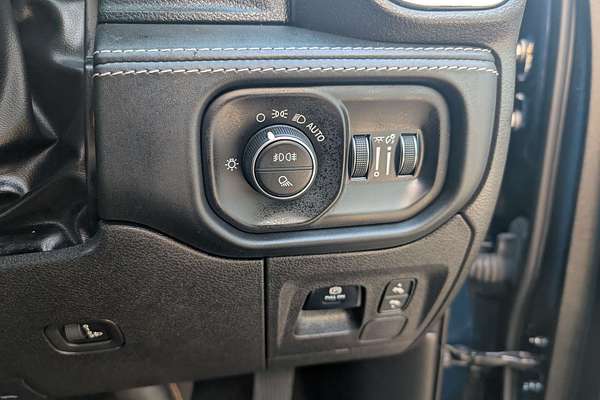 2023 RAM 1500 Laramie Sport RamBox DT 4X4 SWB