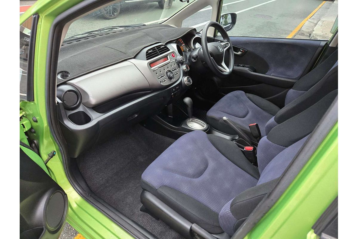 2011 Honda Jazz GLi GE