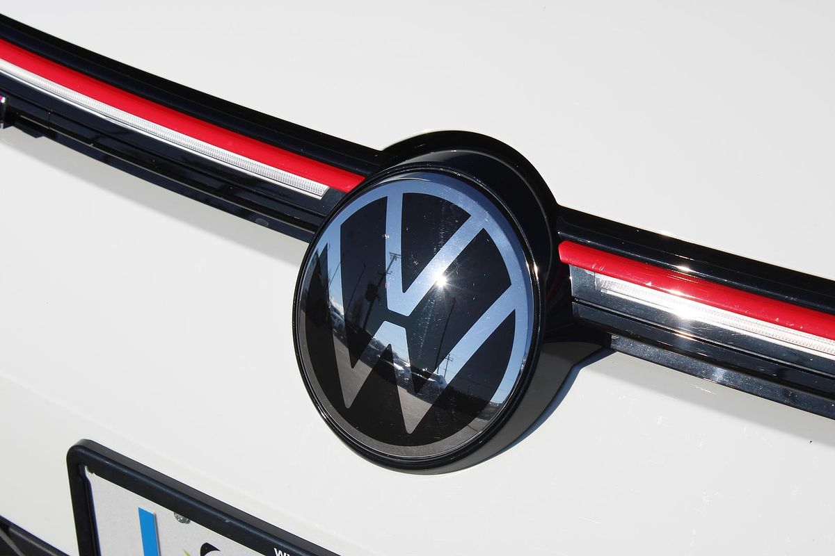 2021 Volkswagen Golf GTI 8