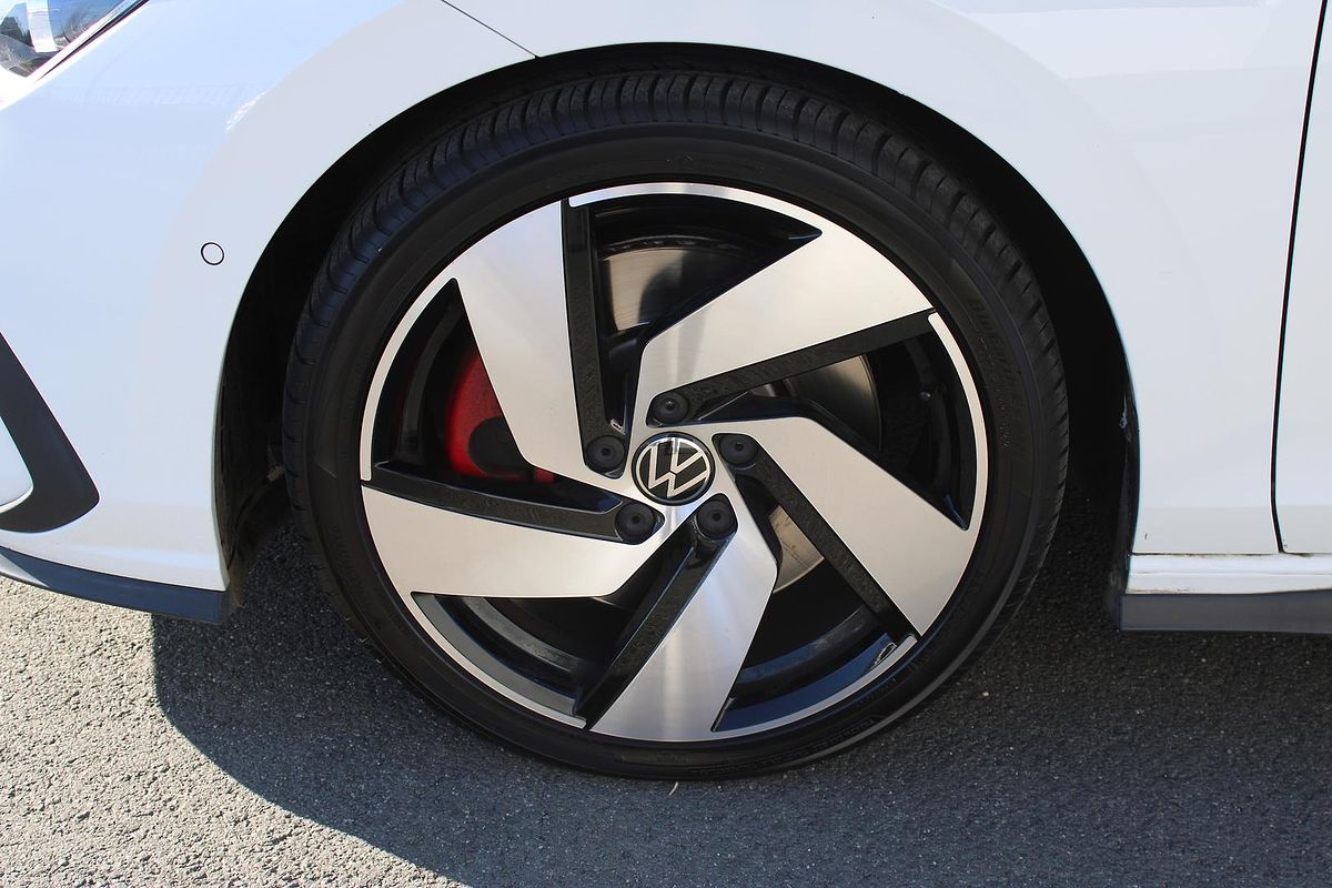 2021 Volkswagen Golf GTI 8