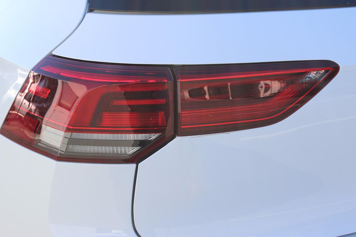 2021 Volkswagen Golf GTI 8