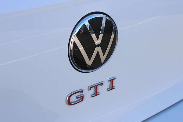 2021 Volkswagen Golf GTI 8