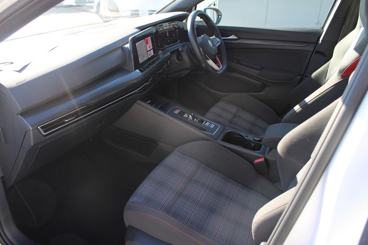 2021 Volkswagen Golf GTI 8