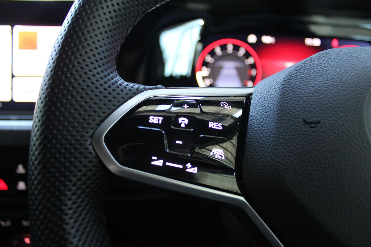 2021 Volkswagen Golf GTI 8