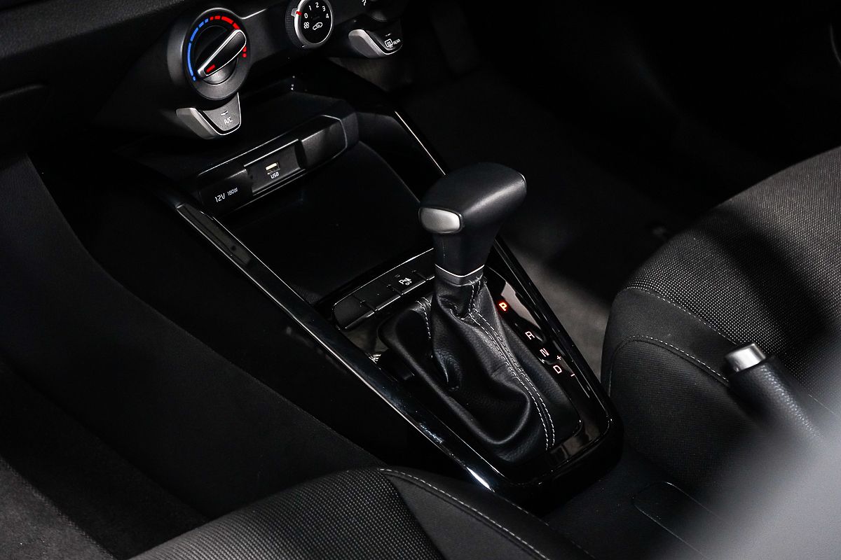 2023 Kia Rio Sport YB