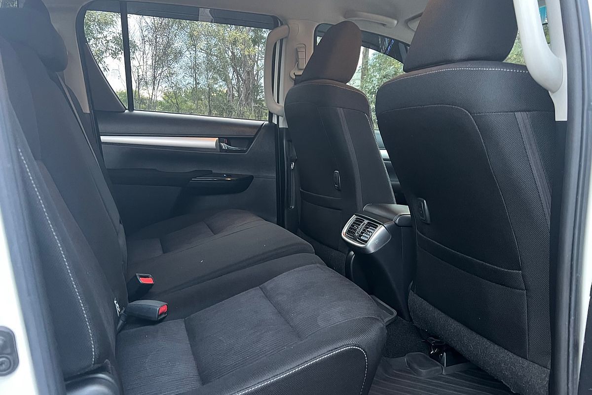 2019 Toyota Hilux SR5 GUN126R 4X4