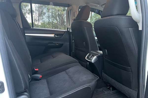 2019 Toyota Hilux SR5 GUN126R 4X4