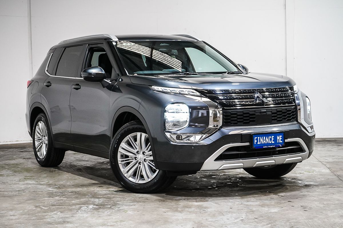 2024 Mitsubishi Outlander LS ZM