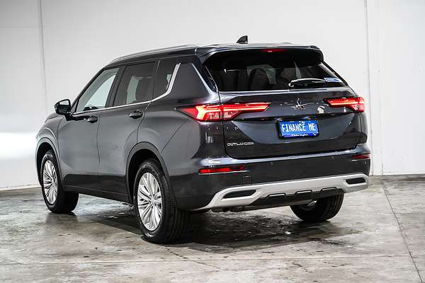 2024 Mitsubishi Outlander LS ZM
