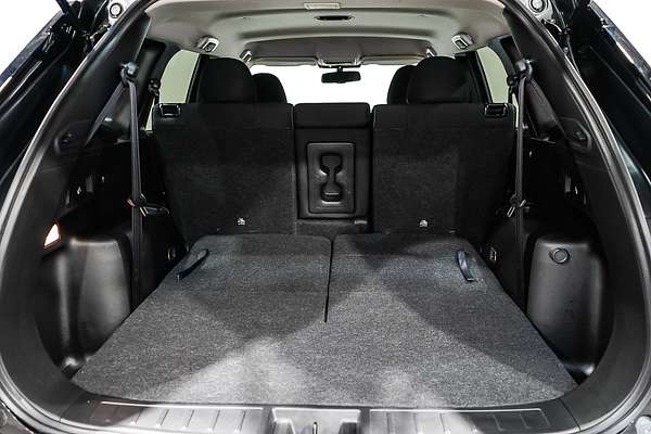 2024 Mitsubishi Outlander LS ZM