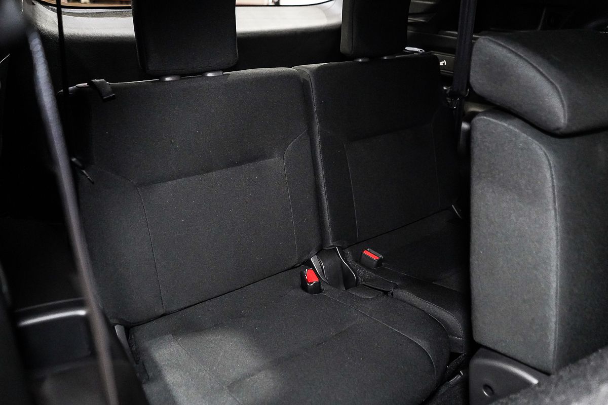 2024 Mitsubishi Outlander LS ZM