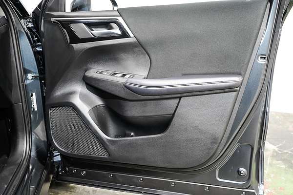 2024 Mitsubishi Outlander LS ZM