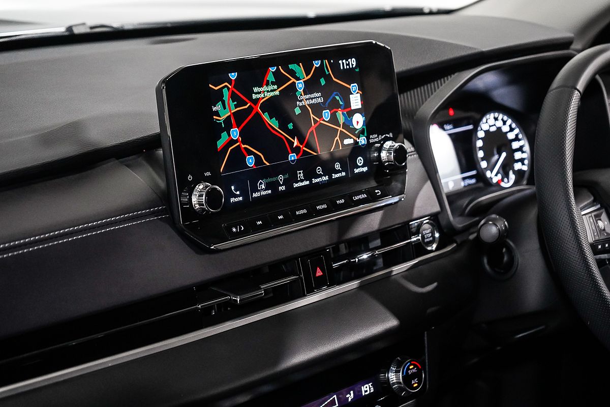 2024 Mitsubishi Outlander LS ZM