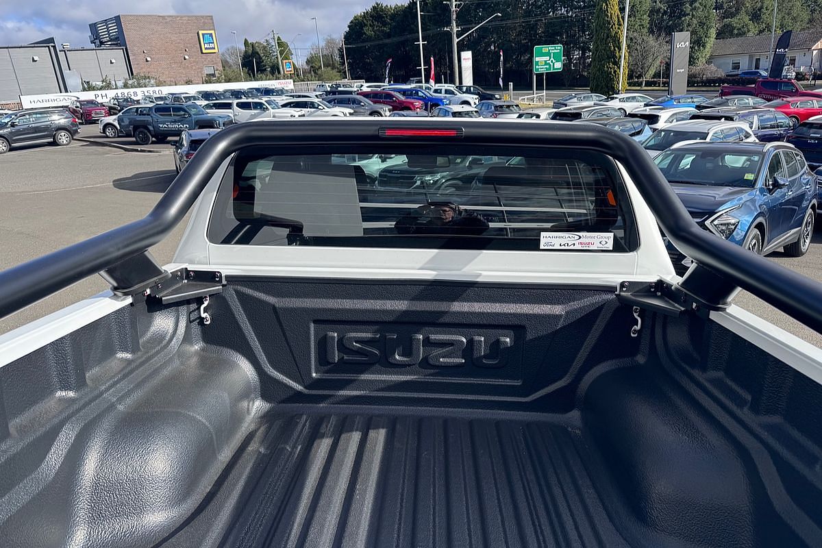 2025 Isuzu D-MAX BLADE 4X4