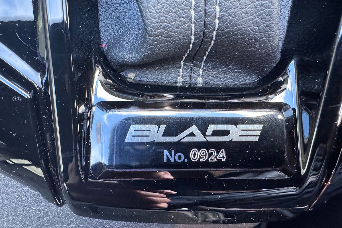 2025 Isuzu D-MAX BLADE 4X4