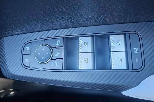 2024 Mitsubishi Outlander PHEV Exceed ZM